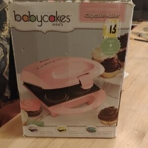 Babycakes Mini Cupcake Maker - Pink Delight